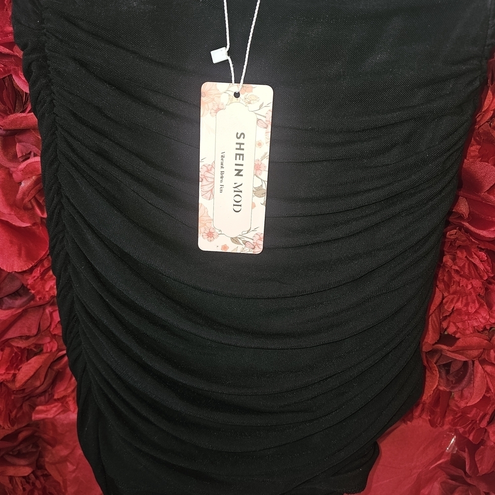 Shein NWT Black Ruched Sleeveless Top Size Xsmall